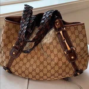 Gucci handbag